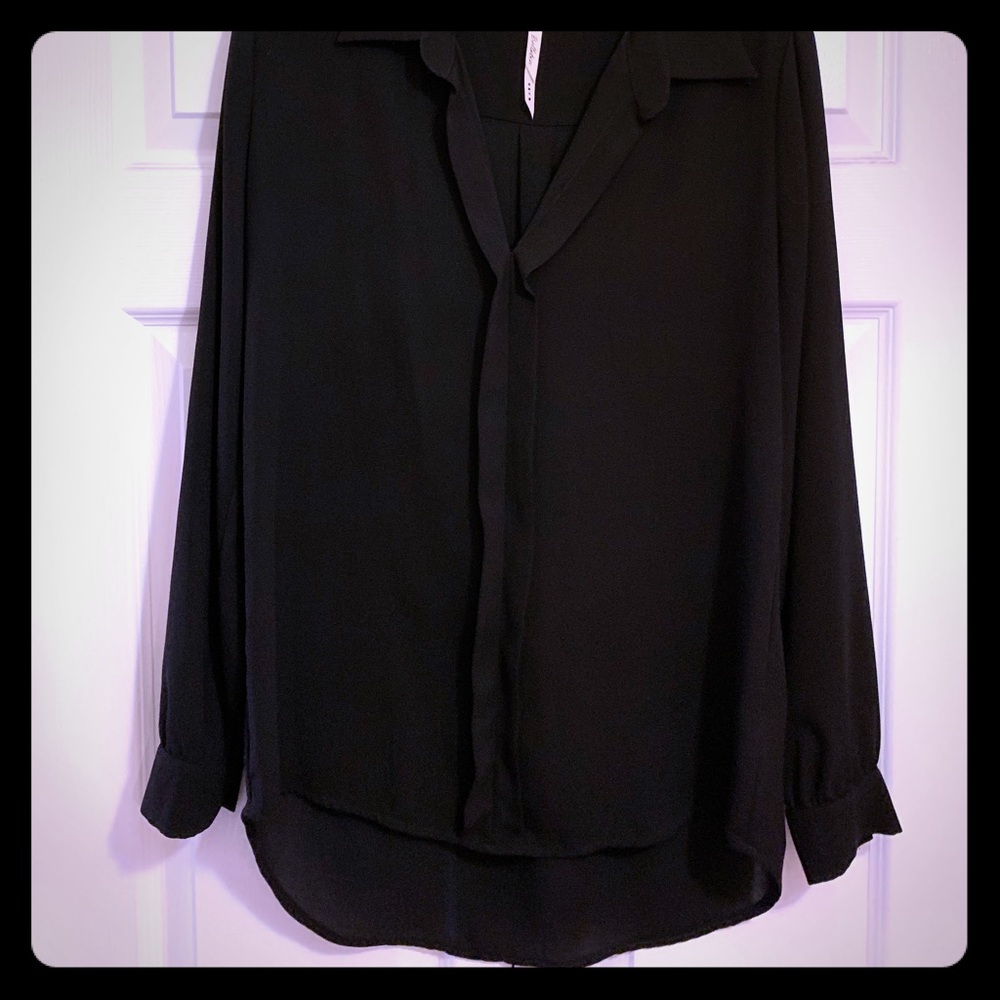 Long sleeve black blouse